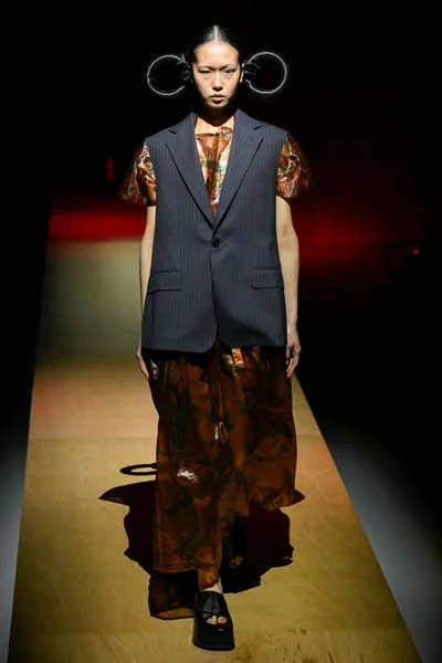 Look 29